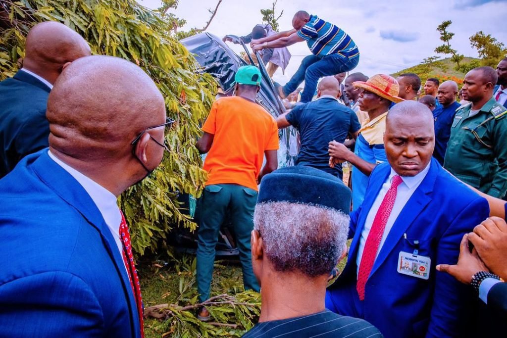 NEWS FLASH: Osinbajo denies being engaged in a car accident on the airport road.