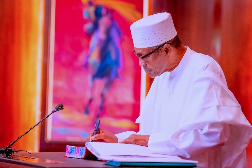 Jail Break: Buhari and the heads of the security services met behind closed doors at Aso Rock